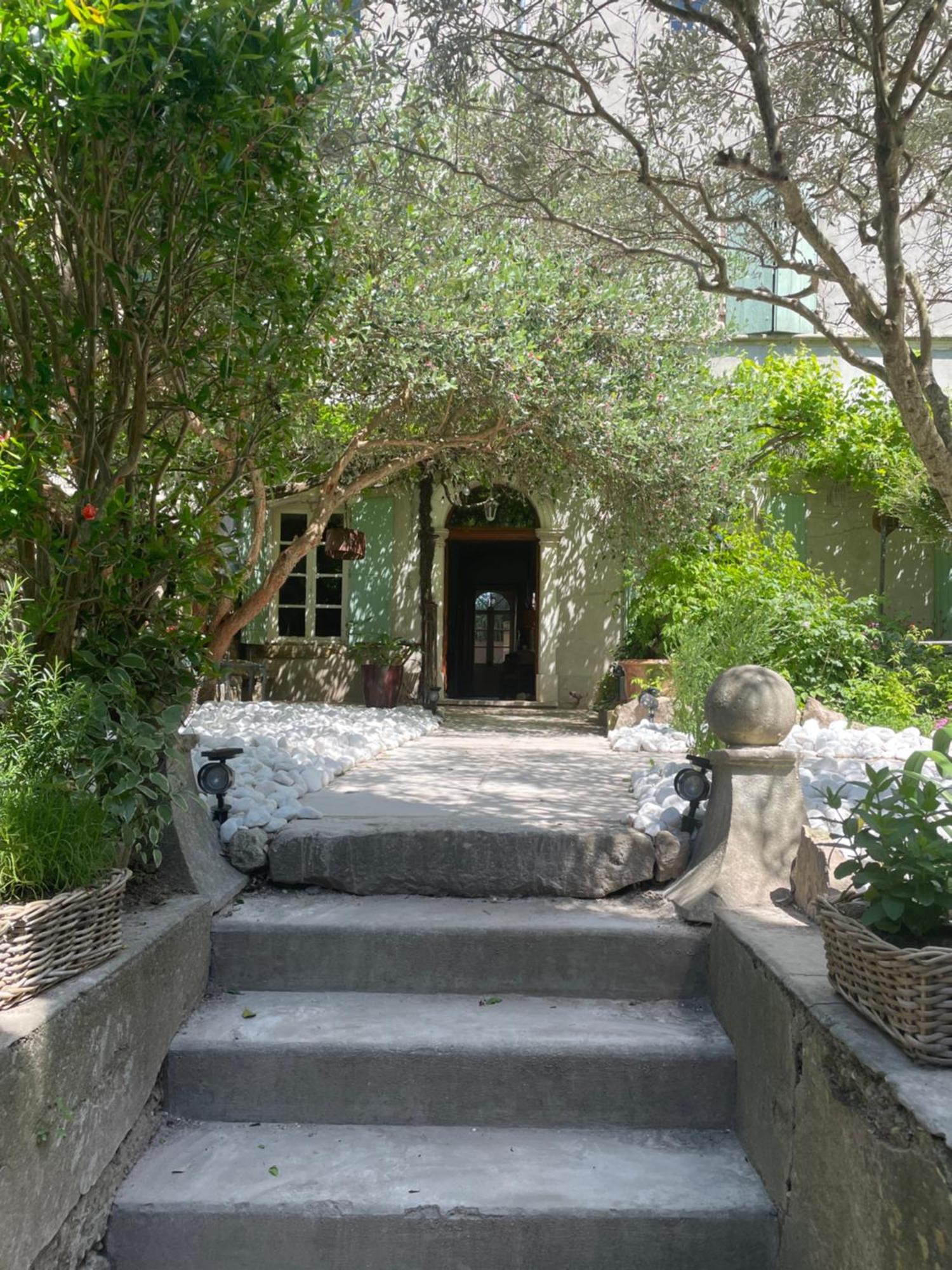 La Fugue, Demeure Historique Proche De Uzes,Nimes,Cevennes Hotel Brignon Екстериор снимка